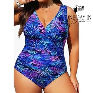 Aqua Eve Plus Size Tummy Control One Piece Swimsuit Size 20W